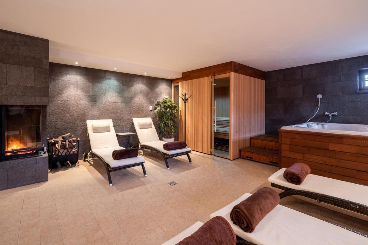 Villa Luxusná Drevenica Zuberec s Wellness, Západné Tatry, Orava Exterior foto